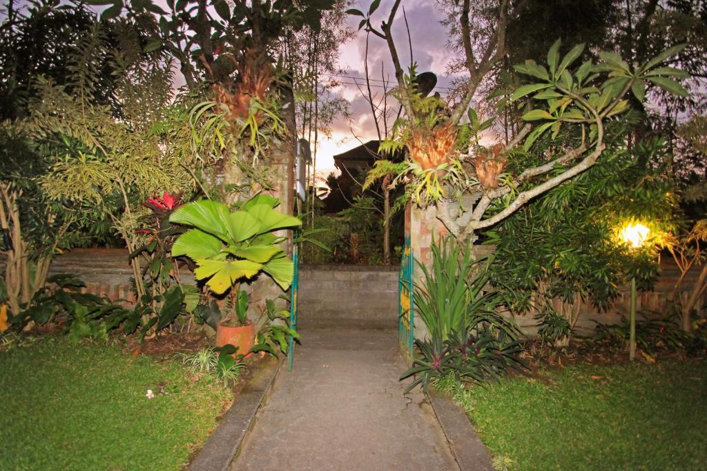 Pering Bungalow Ubud Esterno foto